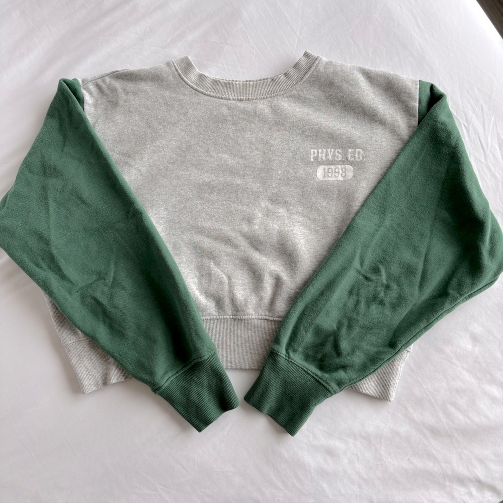 Cropped Crewneck
